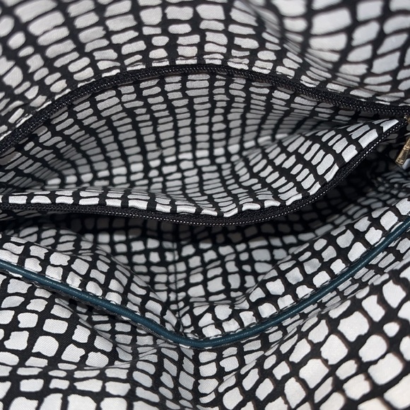 Purse - Picture 4 of 7